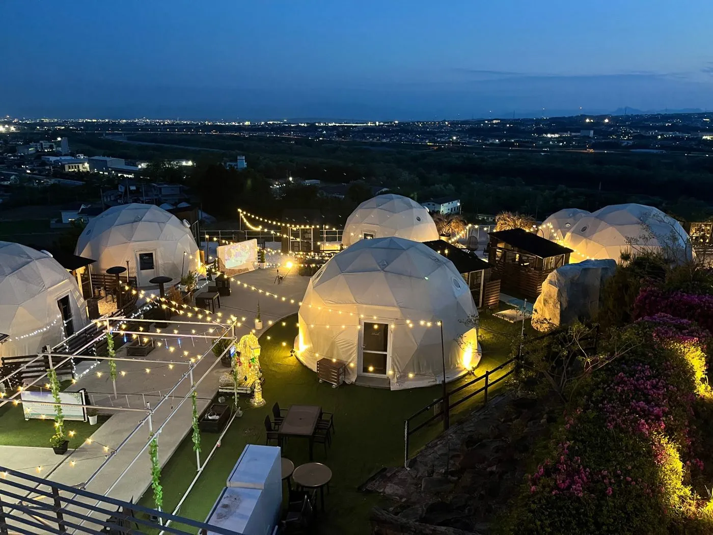 Glamping domes on the Akagi slopes